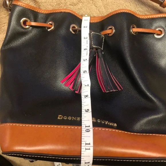 DOONEY & BOURKE Drawstring Bucket Bag Black Brown Pebble Grain Leather - Picture 10 of 15